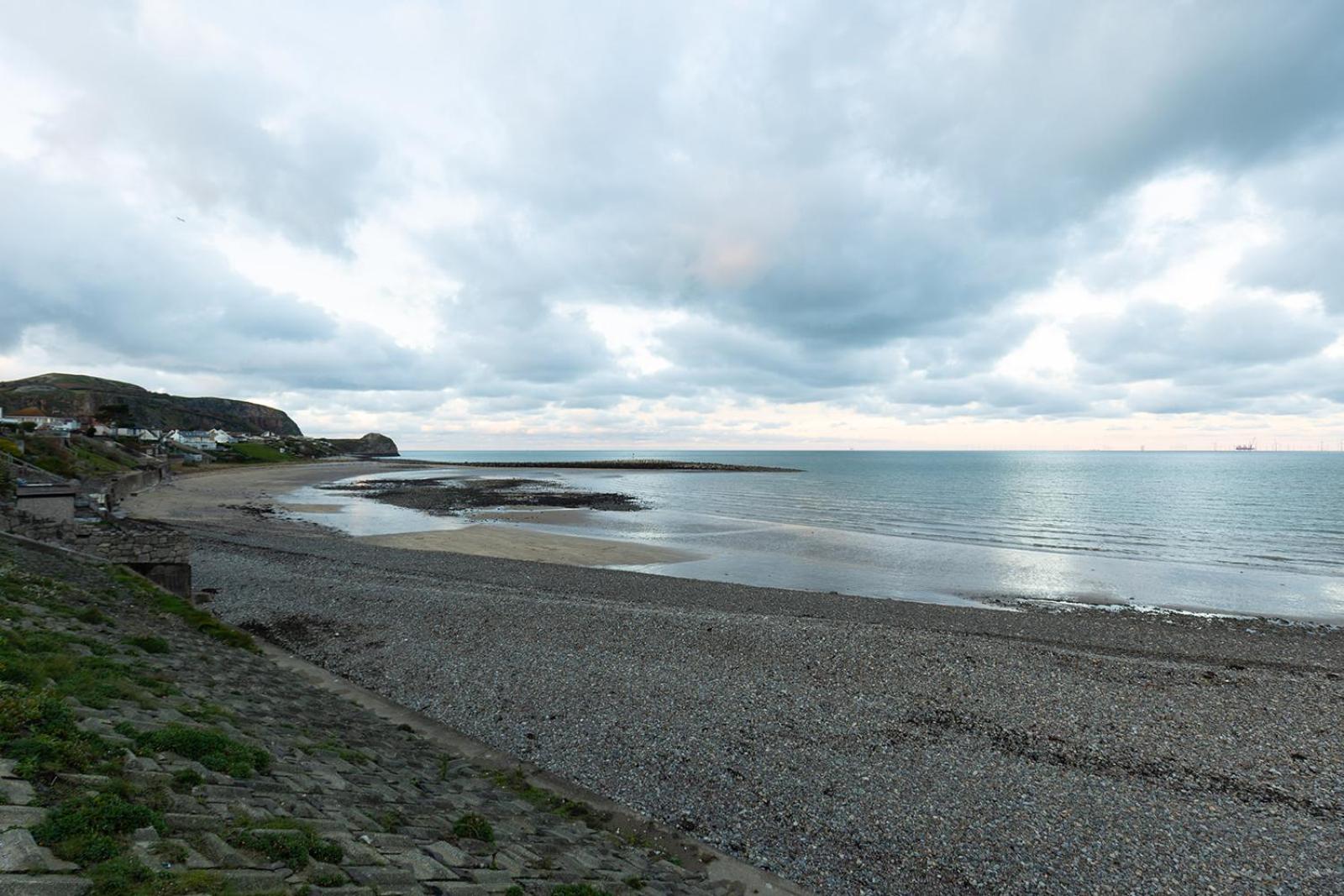 Fir Tree Cottage - Cosy 3 Bed Cottage In Penrhyn Bay With Beautiful Sea Views And Access To Snowdonia Rhôs-on-Sea Exteriör bild